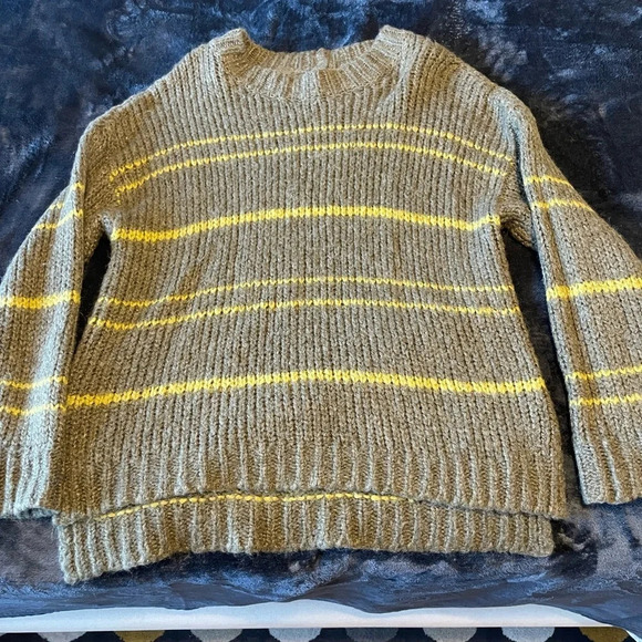 Oversized Aerie Sweater - Picture 1 of 3